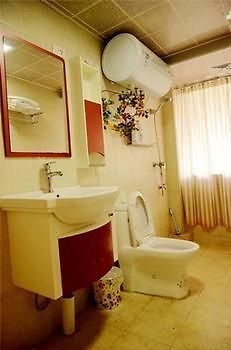 Luobu Hotel Яншуо Екстер'єр фото